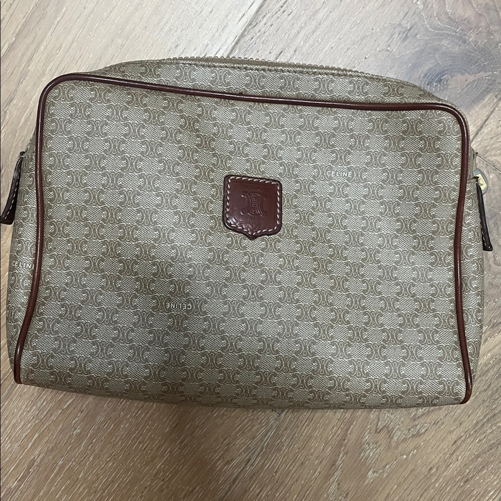 👜Luxury Giveaway 👜 - Picture 10 of 16